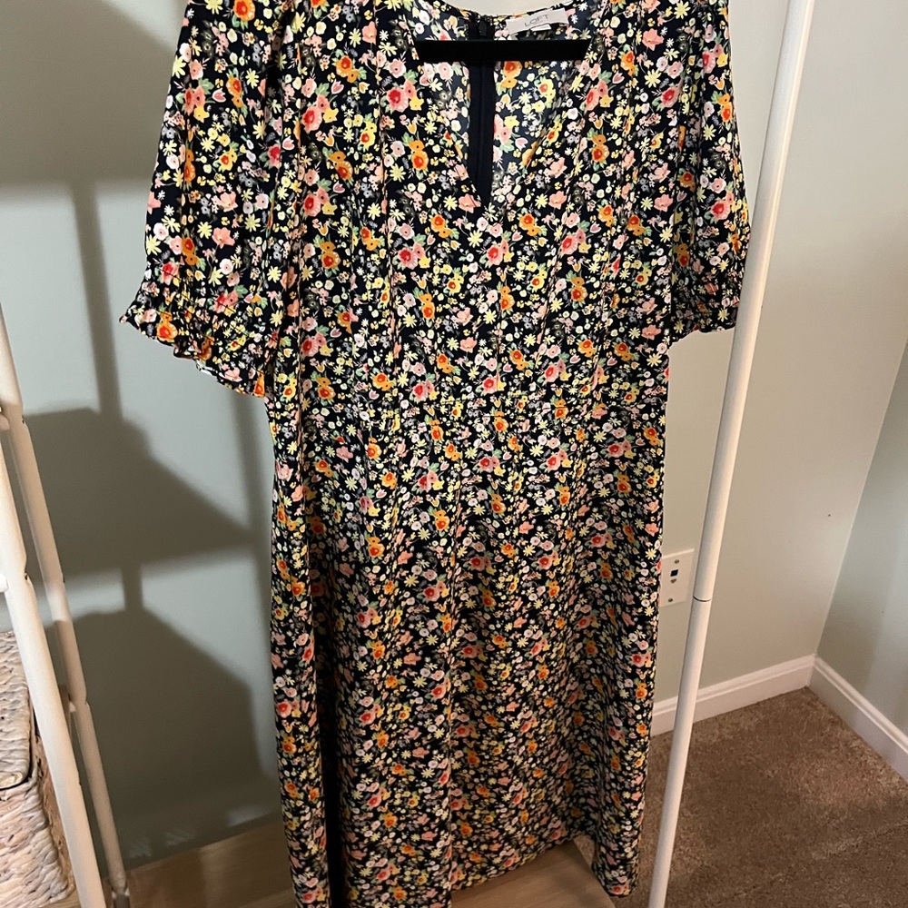 Floral v neck dress